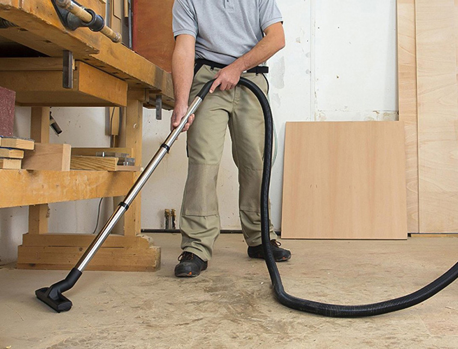 Vysavač Karcher NT 30/1 TACT TE L - použití v dílně