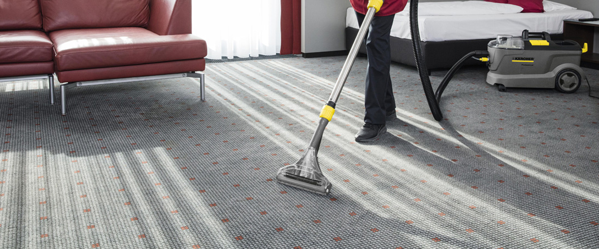 Vysavač Karcher Puzzi 10/2 - extrakční čištění 