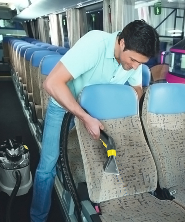 Karcher Puzzi 8/1 C - praní autočalounění
