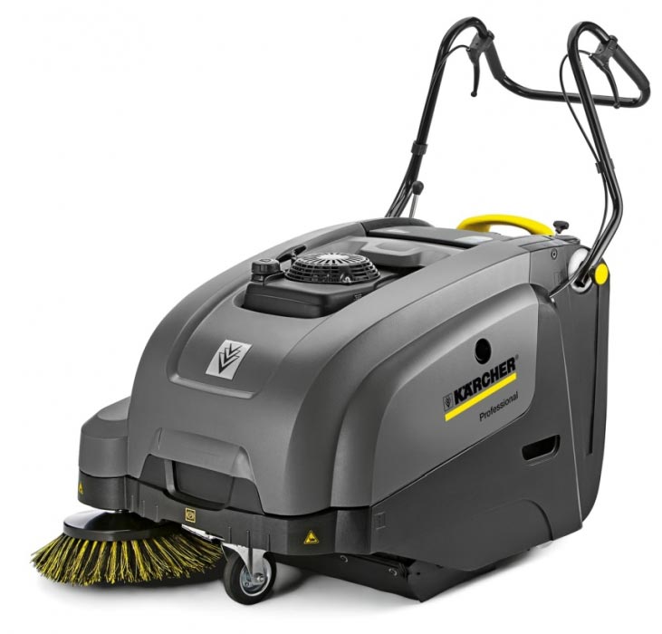 Profesionální ruční zametací stroj KM 75/40 W Bp od Karcher s elektrickým motorem. Profesionální ruční zametací stroj KM 75/40 W Bp od Karcher s elektrickým motorem. Prezentováno ve stojící poloze.