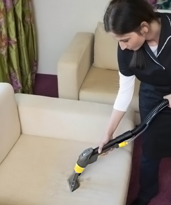 Karcher Puzzi 8/1 C - pranie tapicerki samochodowej
