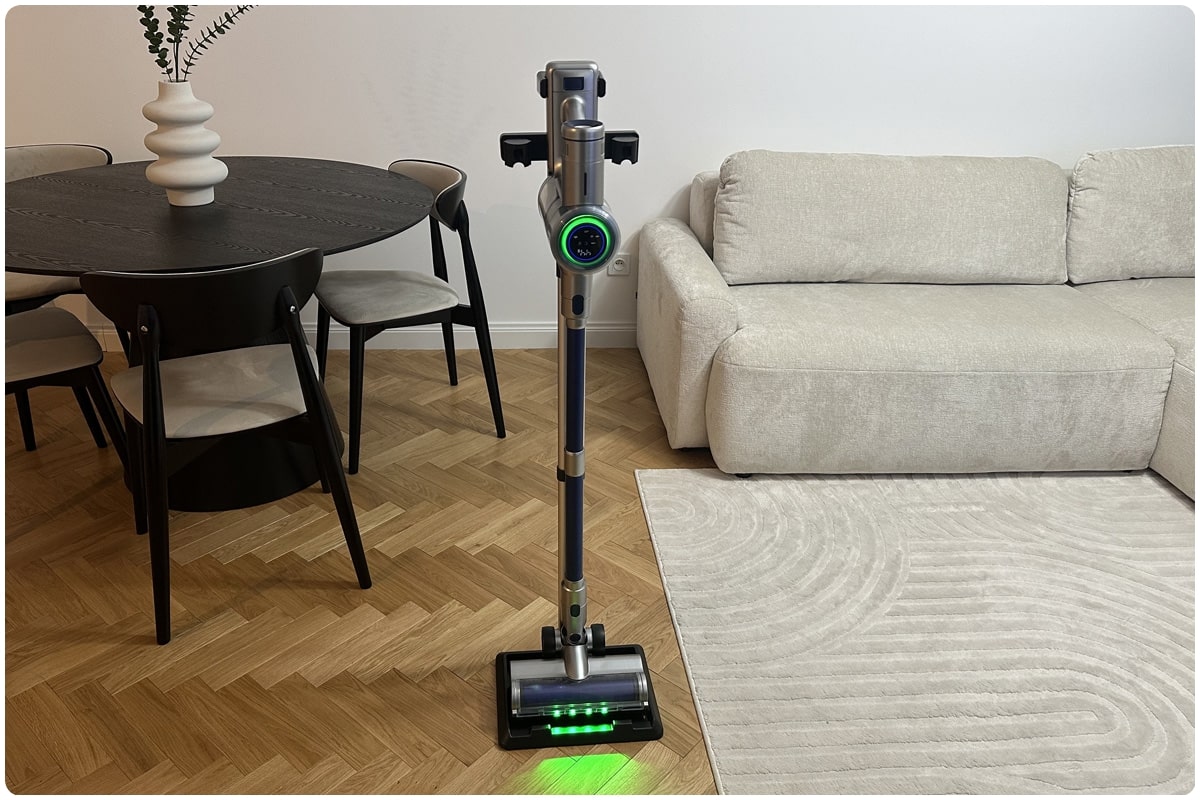 Tyčový vysavač Zermat S8 - ideální pro domácí použití.